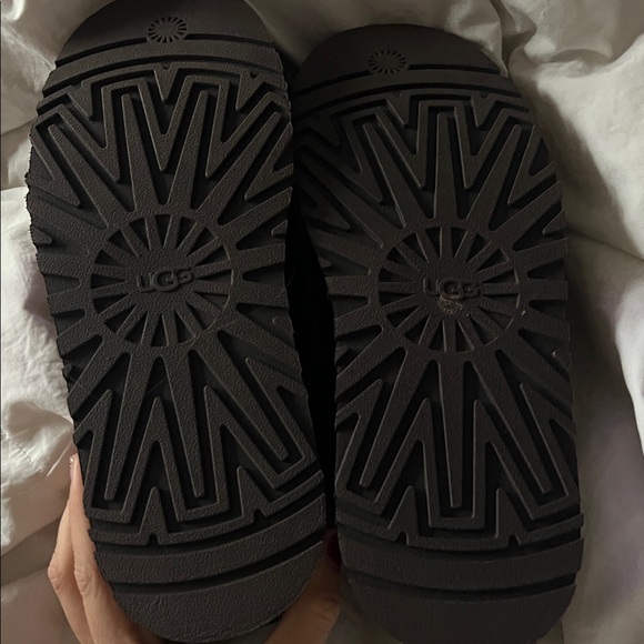 UGG Women's Brown Leopard Print Mules - Picture 3 of 4